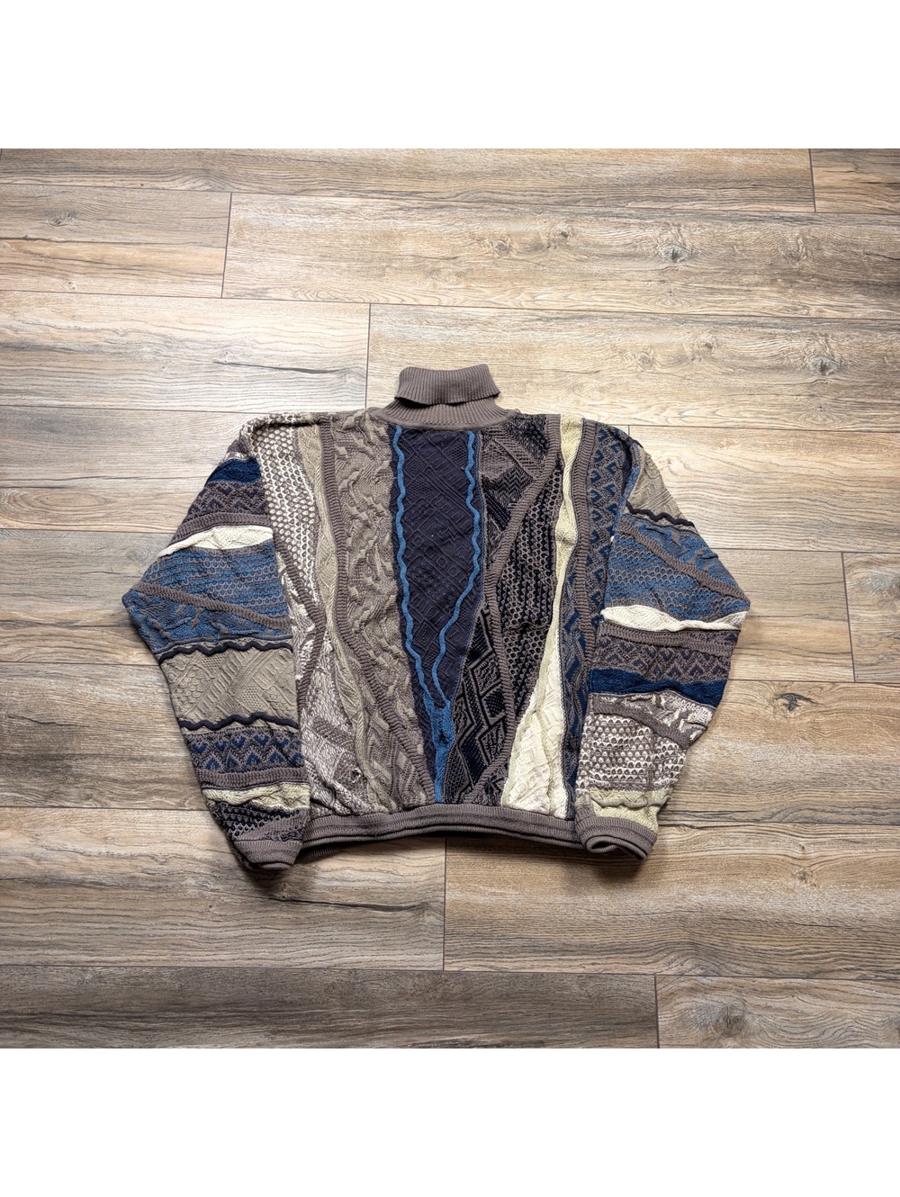 90’s Coogi Australia XL Multicolor Patterned Turtleneck Sweater - Picture 4 of 6